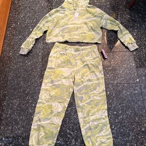 wild fable Green Marble Print Cropped Hoodie & Joggers Set